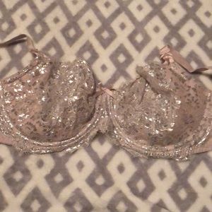 👜Bundle 3/$40 Victoria secret 36DD